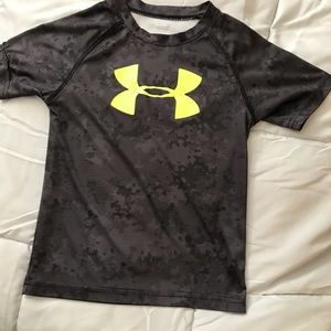 Youth under armor tee